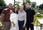 Amsterdam 17 juli 2024
Familie Roelvink gaan nieuwe serie opnemen voor RTL/Videoland.
AAnwezig in the Harbour Club Dries Roelvink Honoria Roelvin Donny Roelvink en Dave Roelvink.