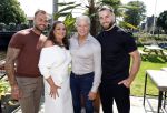 Amsterdam 17 juli 2024
Familie Roelvink gaan nieuwe serie opnemen voor RTL/Videoland.
AAnwezig in the Harbour Club Dries Roelvink Honoria Roelvin Donny Roelvink en Dave Roelvink.