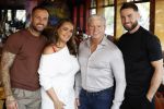 Amsterdam 17 juli 2024
Familie Roelvink gaan nieuwe serie opnemen voor RTL/Videoland.
AAnwezig in the Harbour Club Dries Roelvink Honoria Roelvin Donny Roelvink en Dave Roelvink.