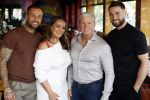 Amsterdam 17 juli 2024
Familie Roelvink gaan nieuwe serie opnemen voor RTL/Videoland.
AAnwezig in the Harbour Club Dries Roelvink Honoria Roelvin Donny Roelvink en Dave Roelvink.