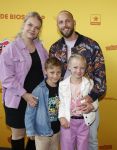 Utrecht 6 juli 2024
Premiere superkrachten voor je hoofd in Kinopolis in Utrecht . Edino v Dorsten met zwangere vrouw en kinderen