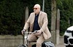 Amsterdam 9 juli 2024
Felix Rottenberg op de fiets in Amsterdam zuid.