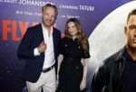 Amsterdam 8 juli 2024
Premiere Fly met to the moon in pathe Arena. Franke Hollywood en Beau Fleur