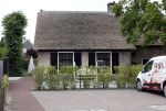 Blaricum 2 juli 2024
Binnenkort gaat de nieuwe Blushing van Gordon in Blaricum open . Hij gaat er naast wonen in een huis .