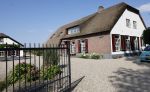 Haarzuilens 26 juni 2024
Het nieuwe huis / boerderij van Ivo Niehe is helemaal opgeknapt.