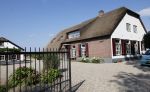 Haarzuilens 26 juni 2024
Het nieuwe huis / boerderij van Ivo Niehe is helemaal opgeknapt.