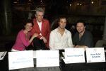 Geertruidenberg 5 juni 2004
Auditie voor princess kinderkoor. Jury bestaand oa uit Maaike Widdershoven Jacques d Ancona Benno Hoogveld en Hans Peter Janssens
Peter Smulders bv