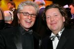 Eindhoven 21 november 2004
Premiere Hello Dolly in schouwburg Eindhoven.
Jacques d Ancona en Henkjan Smits
Peter Smulders bv