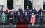 Den Haag 2 juli 2024
Bordesfoto bij Paleis Huis ten Bosch presentatie nieuw kabinet Schoof 1 ; Koning Willem-Alexander, Minister-President Dick Schoof, NSC Judith Uitermark, BBB Mona Keijzer, NSC Caspar Veldkamp, PVV Reinette Klever, VVD Ruben Brekelmans, VVD Eelco Heinen, PVV Dirk Beljaarts, VVD Sophie Hermans, VVD Eelco Heinen PVV Barry Madlener, VVD David van Weel, PVV Marjolein Faber, BBB Femke Wiersma, NSC Eppo Bruins, NSC Eddy van Hijum, PVV Fleur Agema