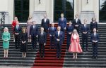 Den Haag 2 juli 2024
Bordesfoto bij Paleis Huis ten Bosch presentatie nieuw kabinet Schoof 1 ; Koning Willem-Alexander, Minister-President Dick Schoof, NSC Judith Uitermark, BBB Mona Keijzer, NSC Caspar Veldkamp, PVV Reinette Klever, VVD Ruben Brekelmans, VVD Eelco Heinen, PVV Dirk Beljaarts, VVD Sophie Hermans, VVD Eelco Heinen PVV Barry Madlener, VVD David van Weel, PVV Marjolein Faber, BBB Femke Wiersma, NSC Eppo Bruins, NSC Eddy van Hijum, PVV Fleur Agema