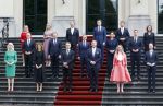 Den Haag 2 juli 2024
Bordesfoto bij Paleis Huis ten Bosch presentatie nieuw kabinet Schoof 1 ; Koning Willem-Alexander, Minister-President Dick Schoof, NSC Judith Uitermark, BBB Mona Keijzer, NSC Caspar Veldkamp, PVV Reinette Klever, VVD Ruben Brekelmans, VVD Eelco Heinen, PVV Dirk Beljaarts, VVD Sophie Hermans, VVD Eelco Heinen PVV Barry Madlener, VVD David van Weel, PVV Marjolein Faber, BBB Femke Wiersma, NSC Eppo Bruins, NSC Eddy van Hijum, PVV Fleur Agema
