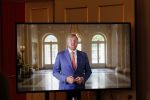 Den Haag 16 juli 2024
Binnen kijken in paleis Noordeinde en de koninklijke stallen die weer open gaan voor publiek . Koning Willem Alexander spreekt bezoekers vanaf tv toe