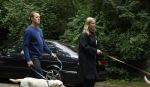 Huizen 6 en n7 juli 2024
Linda de Mol en partner Jeroen Rietbergen wandelend met hun honden rondom hun huis .