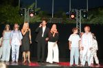 Marbella  14 juni 2003

Princess in marbella
chantal janzen rene v kooten en loekie knol

Peter Smulders bv
