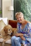 Naarden 12 juli 2024
Loeki Knol thuis met haar hond.
