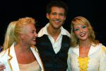 Breda 16 december 2002

Princess kerstborrel  2002
Hoofdrolspeelster Chantal Janzen van Kunt U mij de weg naar hamelen vertellen....
Carel Kraayenhof en Tony Eyk

Peter Smulders bv