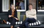 Muiden 7 juli 2024
Marianne Timmer met vriend / date in het cemtrum van Muiden op terras .