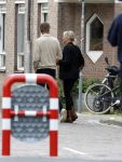 Muiden 7 juli 2024
Marianne Timmer met vriend / date in het cemtrum van Muiden op terras .