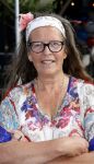 Huizen 14 juli 2024
Presenatie magazine van Nicole des Bouvrie .