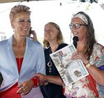 Huizen 14 juli 2024
Presenatie magazine van Nicole des Bouvrie .