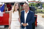 Huizen 14 juli 2024
Presenatie magazine van Nicole des Bouvrie .
