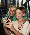 Utrecht 6 juli 2024
Premiere superkrachten voor je hoofd in Kinopolis in Utrecht . Nicolette Kluijver kwam met haar drie kinderen.