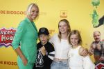 Utrecht 6 juli 2024
Premiere superkrachten voor je hoofd in Kinopolis in Utrecht . Nicolette Kluijver kwam met haar drie kinderen.