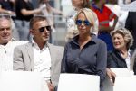 Amsterdam 15 juli 2024
Nicolette Kluijver met haar partner Milan bij onthulling kunstwerk ter nagedachtenis van Peter R de Vries op het Leidse Plein.