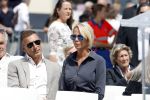 Amsterdam 15 juli 2024
Nicolette Kluijver met haar partner Milan bij onthulling kunstwerk ter nagedachtenis van Peter R de Vries op het Leidse Plein.