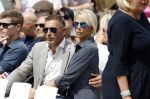 Amsterdam 15 juli 2024
Nicolette Kluijver met haar partner Milan bij onthulling kunstwerk ter nagedachtenis van Peter R de Vries op het Leidse Plein.