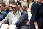 Amsterdam 15 juli 2024
Nicolette Kluijver met haar partner Milan bij onthulling kunstwerk ter nagedachtenis van Peter R de Vries op het Leidse Plein.