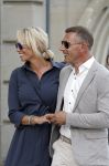 Amsterdam 15 juli 2024
Nicolette Kluijver met haar partner Milan bij onthulling kunstwerk ter nagedachtenis van Peter R de Vries op het Leidse Plein.