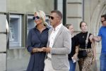 Amsterdam 15 juli 2024
Nicolette Kluijver met haar partner Milan bij onthulling kunstwerk ter nagedachtenis van Peter R de Vries op het Leidse Plein.