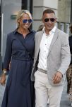 Amsterdam 15 juli 2024
Nicolette Kluijver met haar partner Milan bij onthulling kunstwerk ter nagedachtenis van Peter R de Vries op het Leidse Plein.