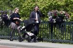 Amsterdam 14 juli 2024
Rob v d Wouw met zijn vriendin achter de kinderwagen met daarin hun baby tje / kindje