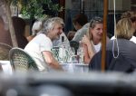 Amsterdam 18 juli 2024
Victor Reinier en zijn vriend op terras en ndaarna fietsend naar zijn huis in Amsterdam zuid..