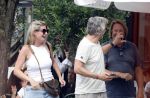 Amsterdam 18 juli 2024
Victor Reinier en zijn vriend op terras en ndaarna fietsend naar zijn huis in Amsterdam zuid..