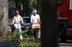 Amsterdam 18 juli 2024
Victor Reinier en zijn vriend op terras en ndaarna fietsend naar zijn huis in Amsterdam zuid..