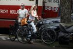 Amsterdam 18 juli 2024
Victor Reinier en zijn vriend op terras en ndaarna fietsend naar zijn huis in Amsterdam zuid..