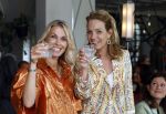 Laren 2 juli 2024
Boekpresentatie Vivian Reijs . oa aanwezig Leontine Ruiters Anouk de Mol Anouk Smulders Merel v Carlsburg .
Ook haar dochter Day Ewbank moeder Meddy Clous en broer Bobby Clous waren aanwezig.