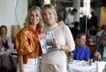 Laren 2 juli 2024
Boekpresentatie Vivian Reijs . oa aanwezig Leontine Ruiters Anouk de Mol Anouk Smulders Merel v Carlsburg .
Ook haar dochter Day Ewbank moeder Meddy Clous en broer Bobby Clous waren aanwezig.
