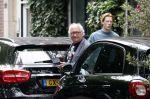 Amsterdam 1 juli 2024
Youp van t Hek bij zijn nieuwe huis wat momenteel verbouwd wordt.