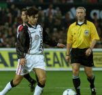 Rotterdam, 20 december 1998
Feyenoord-AJAX, eindstand 1-1
DANI op de achtergrond scheidsrechter Dick Jol