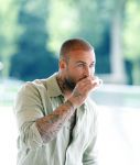 Amsterdam 13 juli 2025
Presentatie boek Dave Roelvink bij restaurant de Bosbaan . Aanwezig oa zijn vriendin Marijn Kuipers vader Dries Roelvink Honoria Roelvink Donny Roelvink en zijn moeder Lucienne Kenter.