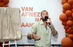 Amsterdam 13 juli 2025
Presentatie boek Dave Roelvink bij restaurant de Bosbaan . Aanwezig oa zijn vriendin Marijn Kuipers vader Dries Roelvink Honoria Roelvink Donny Roelvink en zijn moeder Lucienne Kenter.