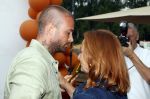 Amsterdam 13 juli 2025
Presentatie boek Dave Roelvink bij restaurant de Bosbaan . Aanwezig oa zijn vriendin Marijn Kuipers vader Dries Roelvink Honoria Roelvink Donny Roelvink en zijn moeder Lucienne Kenter.