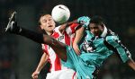 Eindhoven, 31 oktober 1998
PSV-Sparta, eindstand 4-0
PSV-er Dmitri Khokhlov in duel met Marilia de Santana