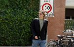 Amsterdam 15 juli 2025
Hans Teeuwen op straat  in Amsterdam zuid.
