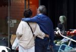 Amsterdam 17 juli 2025
Herman Heinsbroek met zijn vriendin Leontine Willemse in Amsterdam zuid.