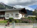 Seefeld, 22 Juli 2025
Huis van Monique Hansler en Mike Hansler Winter in Seefeld  wat inmiddels nieuwe bewoners heeft.
De familie is vertrokken naar Spanje